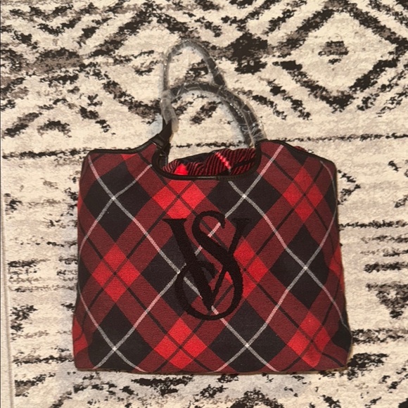 Victoria's Secret Plaid Tote & Blanket Set - Picture 2 of 4